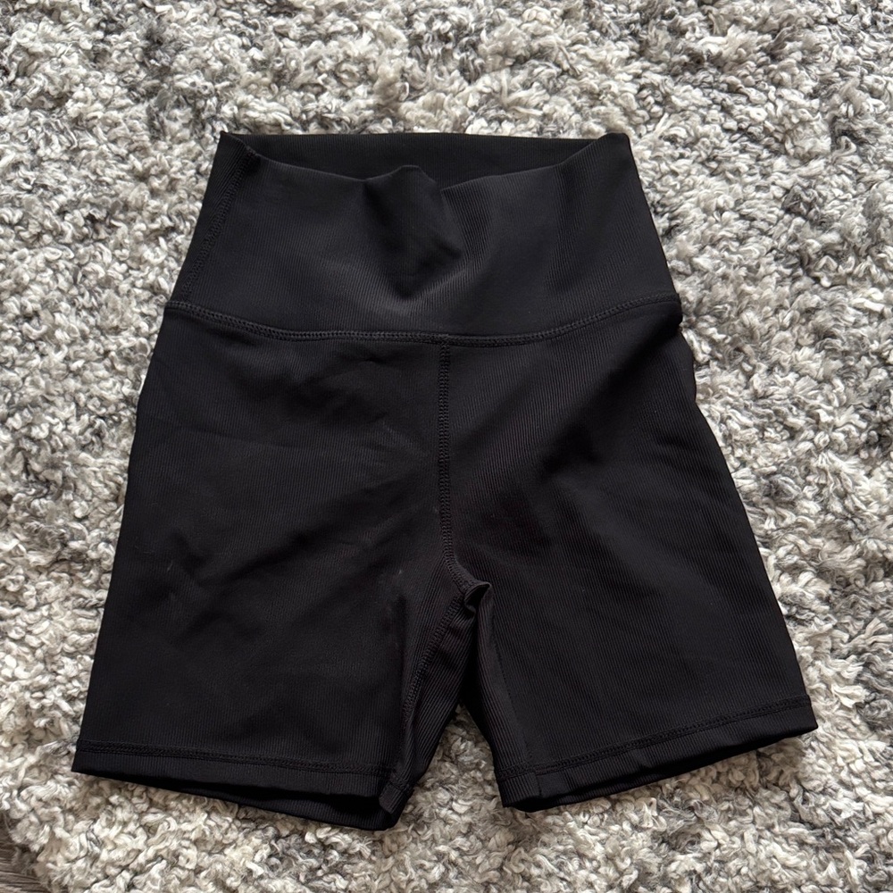 Wilo Butt Scrunch Biker Shorts